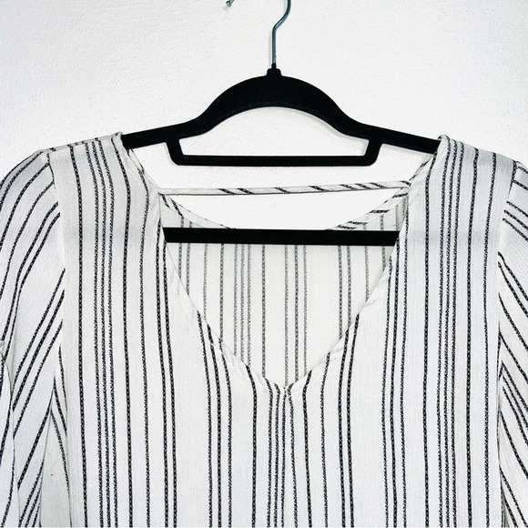 Altar’d State White & Black Striped Bell Sleeve Open Back Top Medium Women’s - Picture 7 of 12